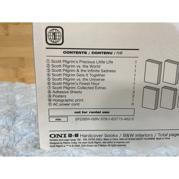 Scott Pilgrim 20th anniversary Box Set B&W SEALED - MINT CONDITION!!! - Picture 3 of 4